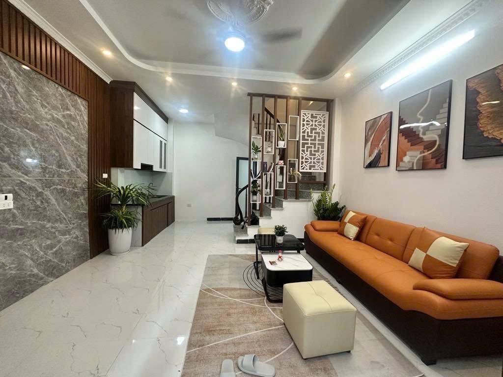 BÁN NHÀ MẶT NGÕ PHỐ Ô CÁCH LONG BIÊN GẦN ĐƯỜNG Ô TÔ GIÁ SIÊU HỜI